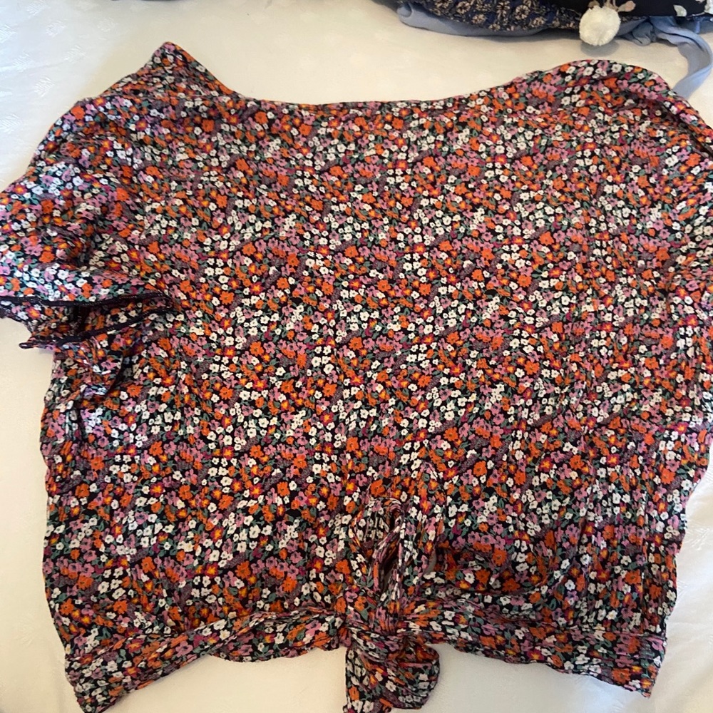 wrap top - Picture 2 of 4